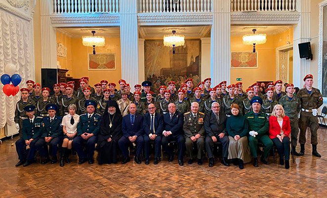 Торжественное принятие присяги кадетами Казачьего Кадетского Корпуса ЗлатИК